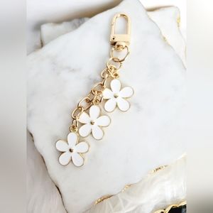 Flower Purse Charm Keychain White and Gold